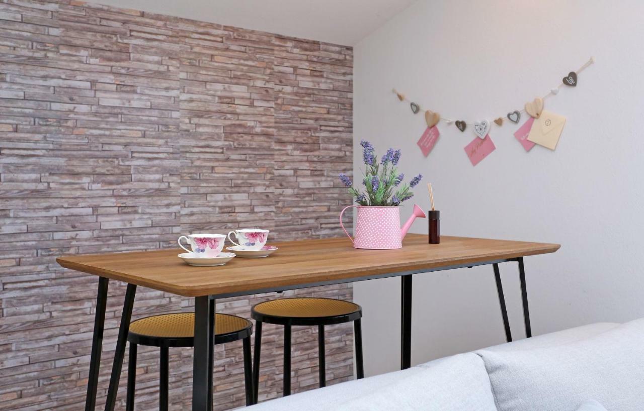 Studio Apartment Grey Split Luaran gambar